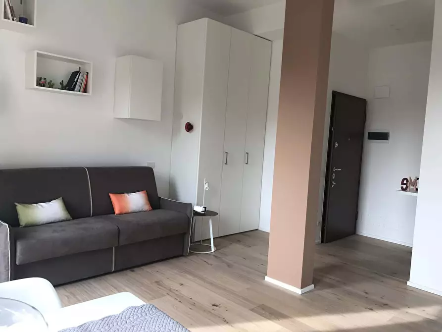 Immagine 2 di Appartamento in affitto  in Via Legnano12 a Milano