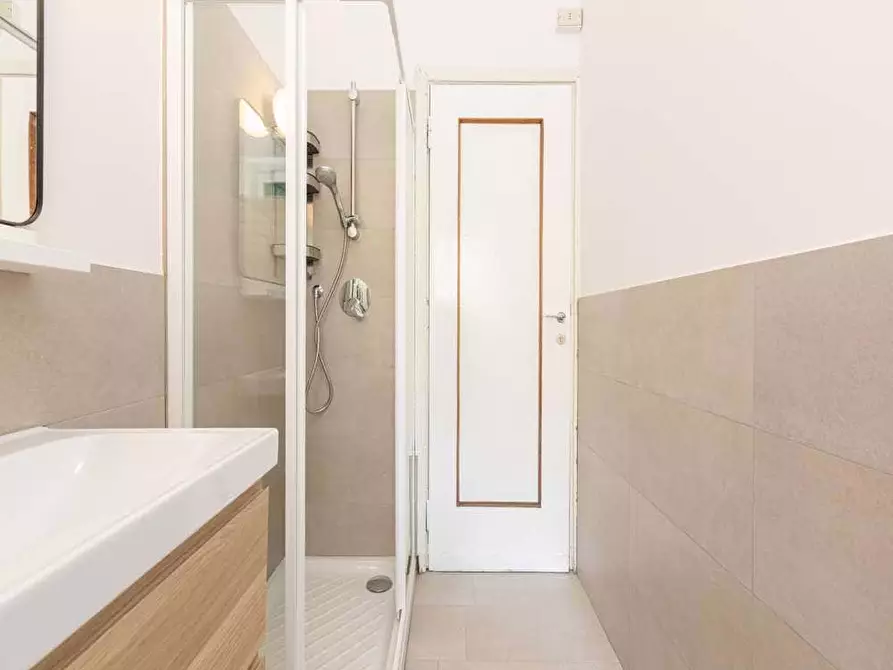 Immagine 6 di Camera in affitto  in Viale Emilio Caldara46 a Milano