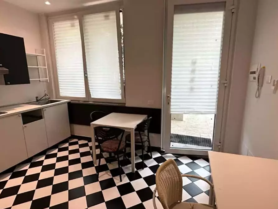 Immagine 22 di Appartamento in affitto  in Via Privata Chioggia9 a Milano