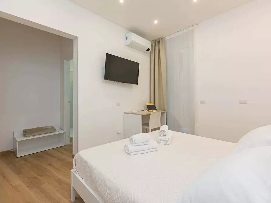 Immagine 26 di Appartamento in affitto  in Via Angelo Poliziano61 a Roma