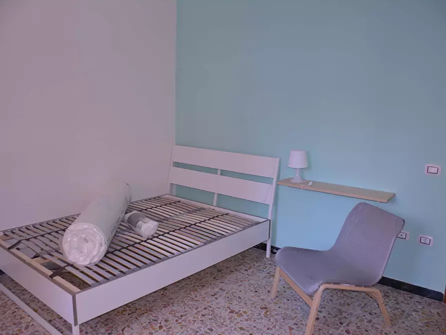 Immagine 2 di Camera in affitto  in Via Lombardia2 a Cagliari