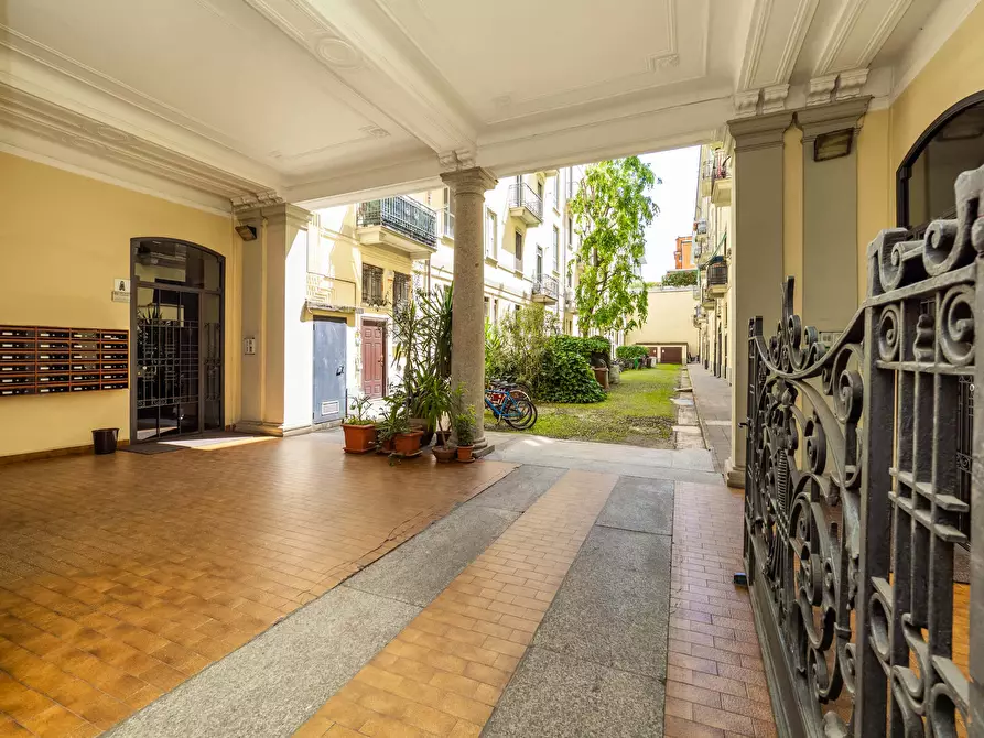 Immagine 11 di Appartamento in affitto  in Viale Umbria50 a Milano