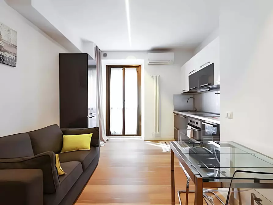 Immagine 1 di Appartamento in affitto  in Via Felice Casati22 a Milano