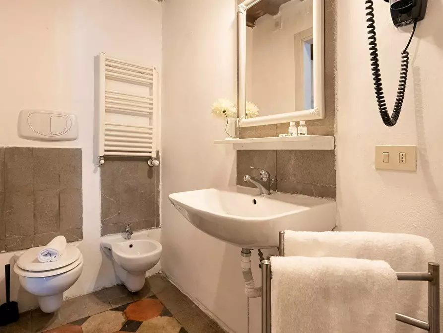 Immagine 23 di Appartamento in affitto  in Via Fiesolana a Firenze