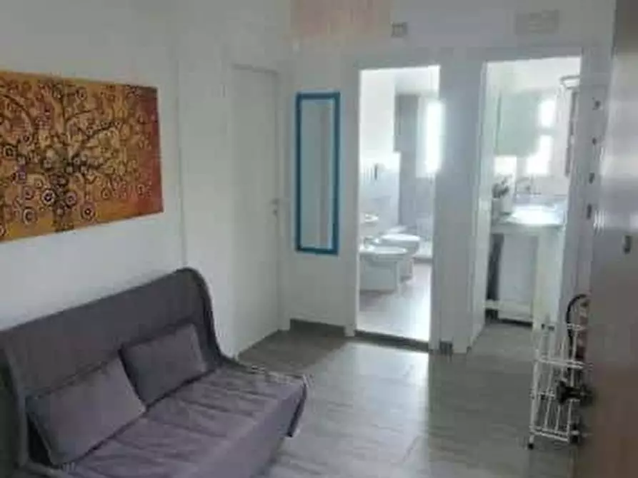 Immagine 3 di Appartamento in affitto  in Lungomare Duca degli Abruzzi28 a Roma