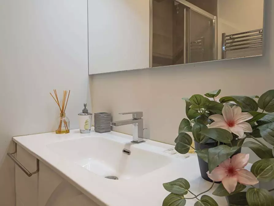 Immagine 21 di Appartamento in affitto  in Via Privata Paolo Dal Pozzo Toscanelli10 a Milano