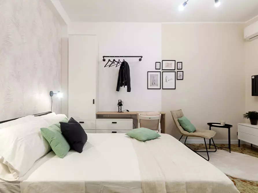 Immagine 2 di Appartamento in affitto  in Via Jean Jaures7b a Milano