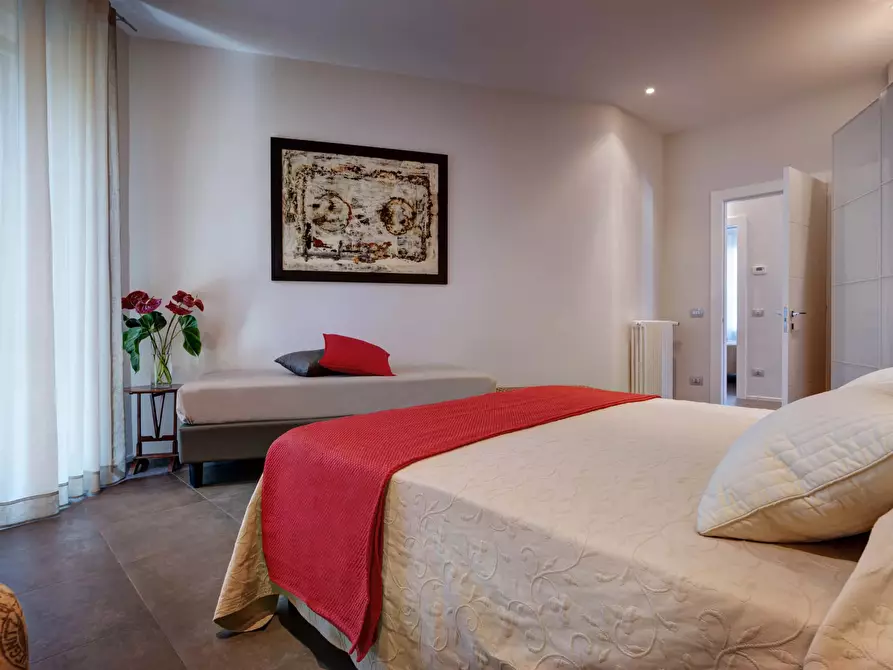 Immagine 20 di Appartamento in affitto  in Via Appia Pignatelli a Roma