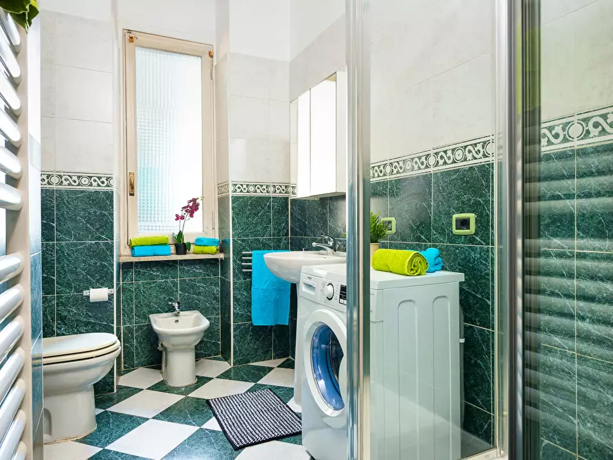 Immagine 12 di Camera in affitto  in Piazza Tancredi Galimberti a Torino