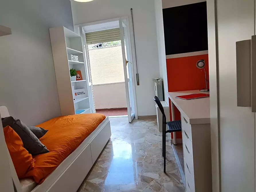 Immagine 4 di Camera in affitto  in Lungotevere di Pietra Papa61 a Roma