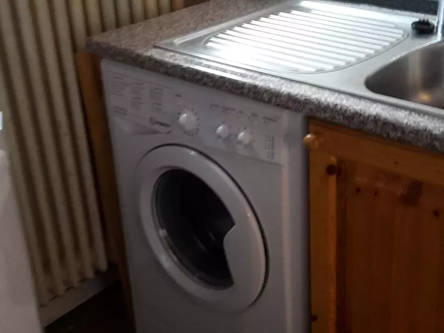 Immagine 9 di Camera in affitto  in Via Castelbarco18 a Trento