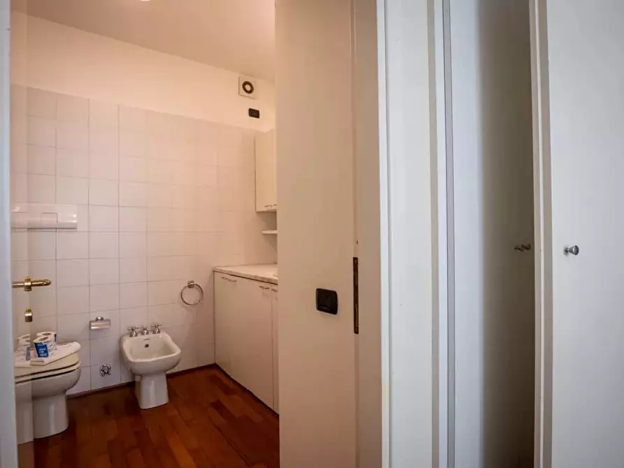 Immagine 6 di Appartamento in affitto  in Via dei Fabbri26 a Milano