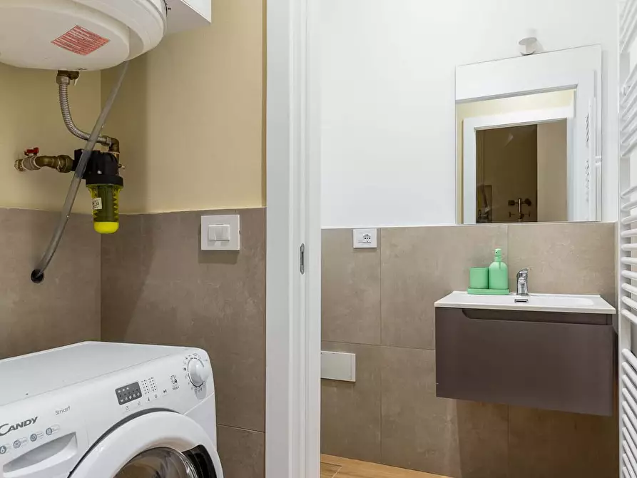 Immagine 18 di Appartamento in affitto  in Via Oreste Regnoli6 a Bologna