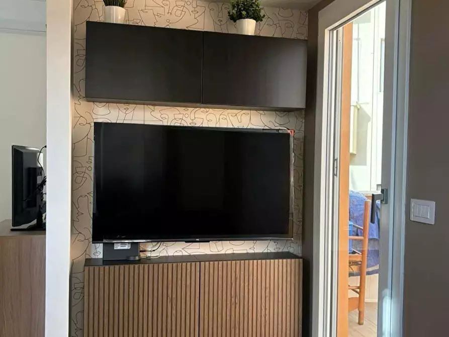Immagine 8 di Appartamento in affitto  in Via Benadir6 a Roma