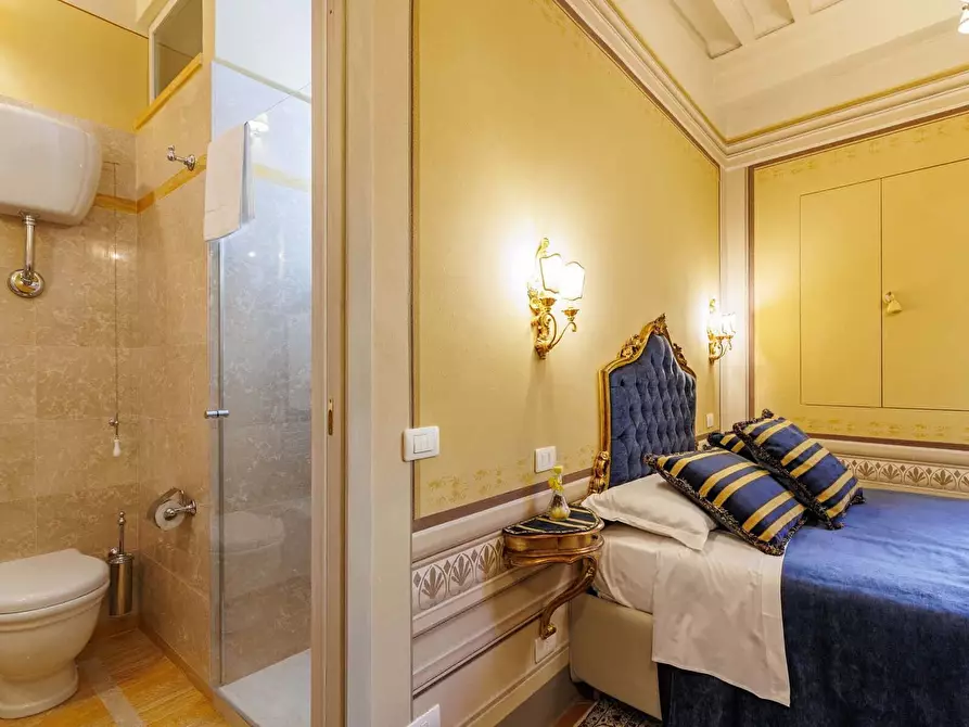 Immagine 27 di Appartamento in affitto  in Via Roma a Cortona