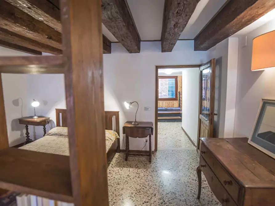 Immagine 4 di Appartamento in affitto  in Calle Correggio2208 a Venezia