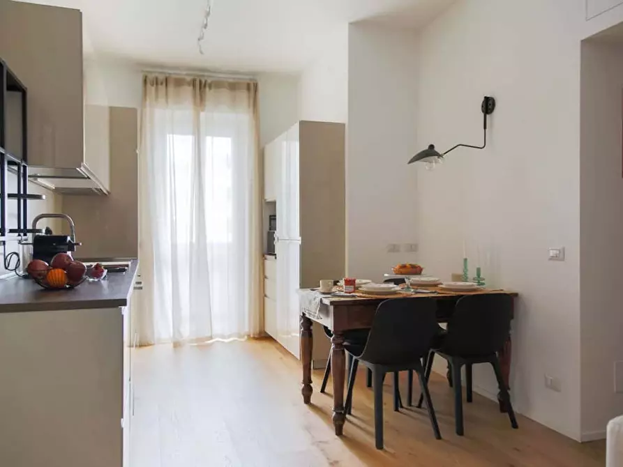 Immagine 17 di Appartamento in affitto  in Via Francesco Burlamacchi a Milano