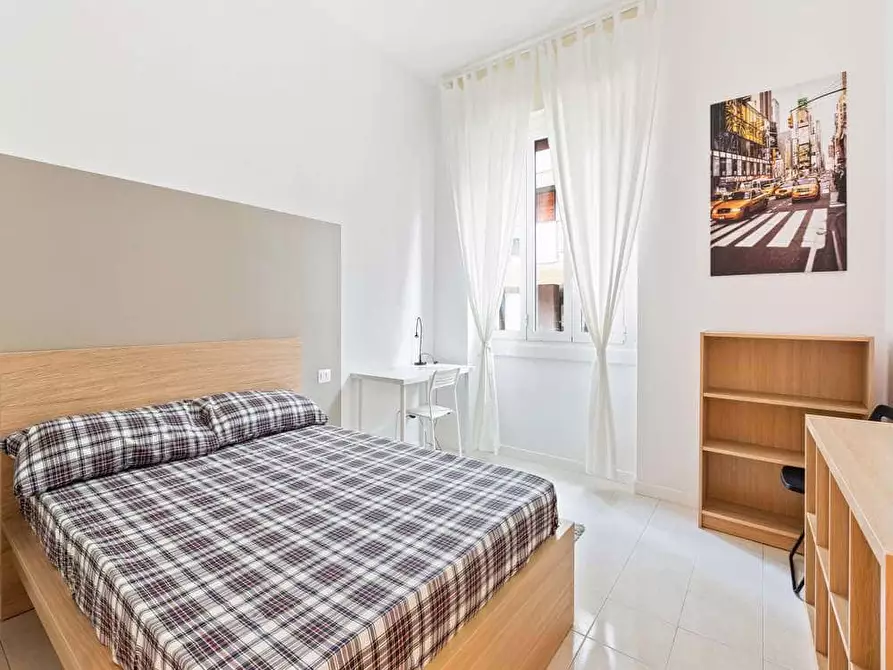 Immagine 2 di Camera in affitto  in Via Pantigliate6 a Milano