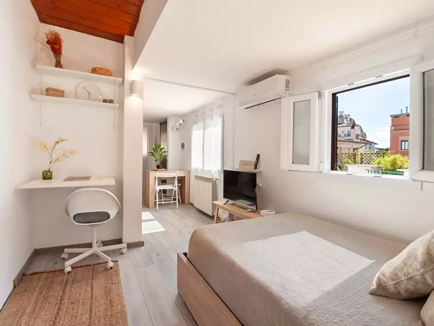 Immagine 1 di Appartamento in affitto  in Via Torino135 a Roma