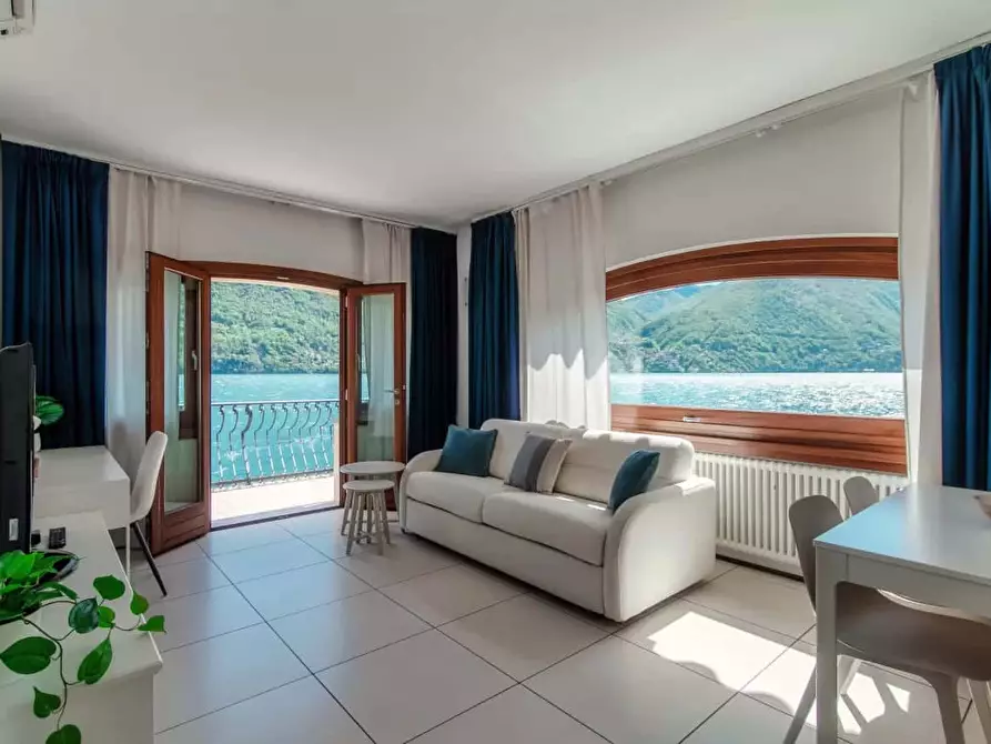 Immagine 2 di Appartamento in affitto  in Via Regina134 a Argegno