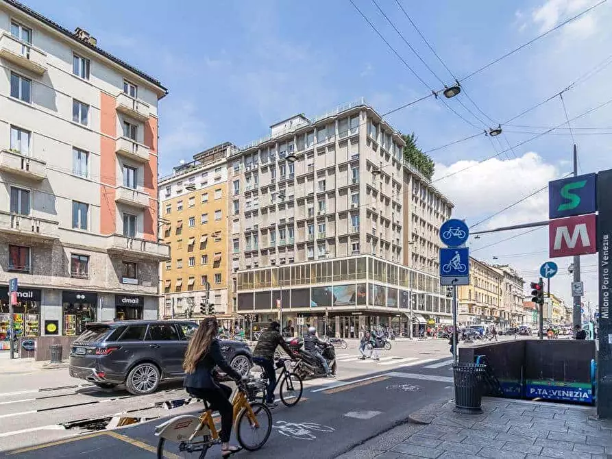 Immagine 5 di Appartamento in affitto  in Viale Tunisia2 a Milano