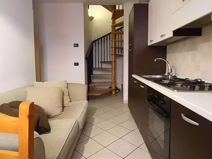 Immagine 8 di Camera in affitto  in Via Giuseppe Mazzini a Trento