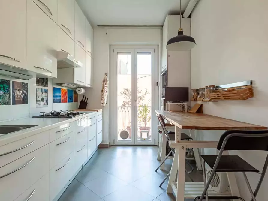 Immagine 9 di Appartamento in affitto  in Via Friuli51 a Milano
