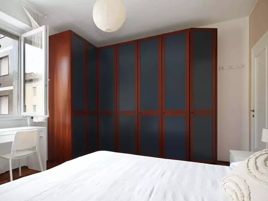 Immagine 4 di Camera in affitto  in Via Maniago2 a Milano