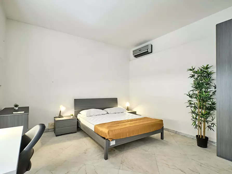 Immagine 1 di Camera in affitto  in Via Attilio Friggeri35 a Roma