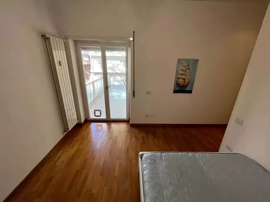 Immagine 4 di Camera in affitto  in Via Attilio Friggeri35 a Roma