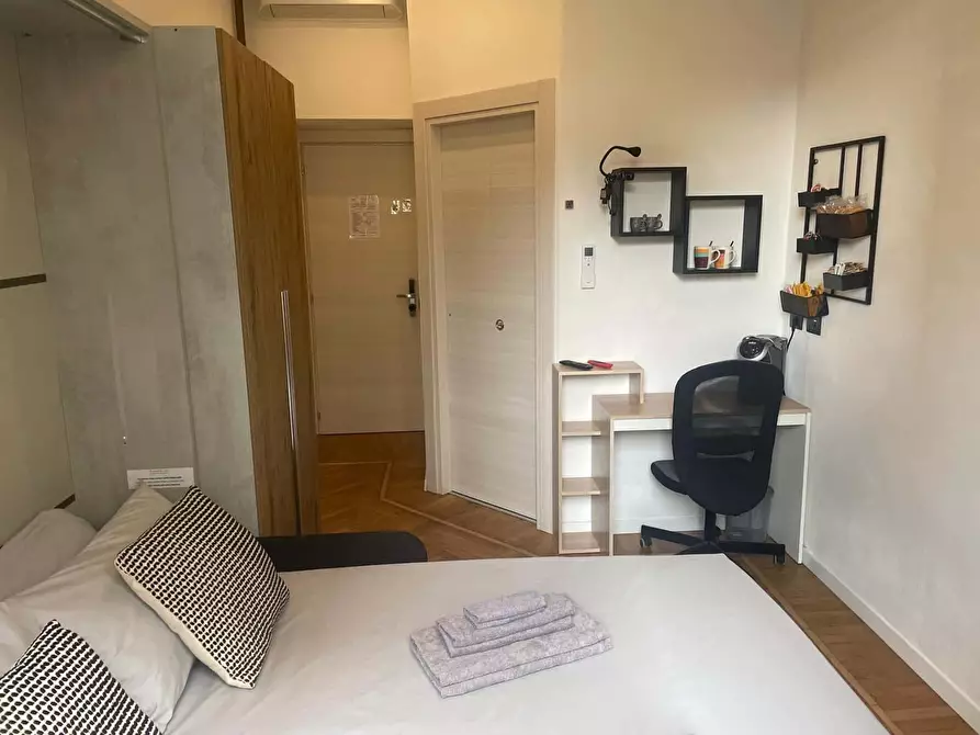 Immagine 2 di Camera in affitto  in Via Pier Dionigi Pinelli26 a Torino