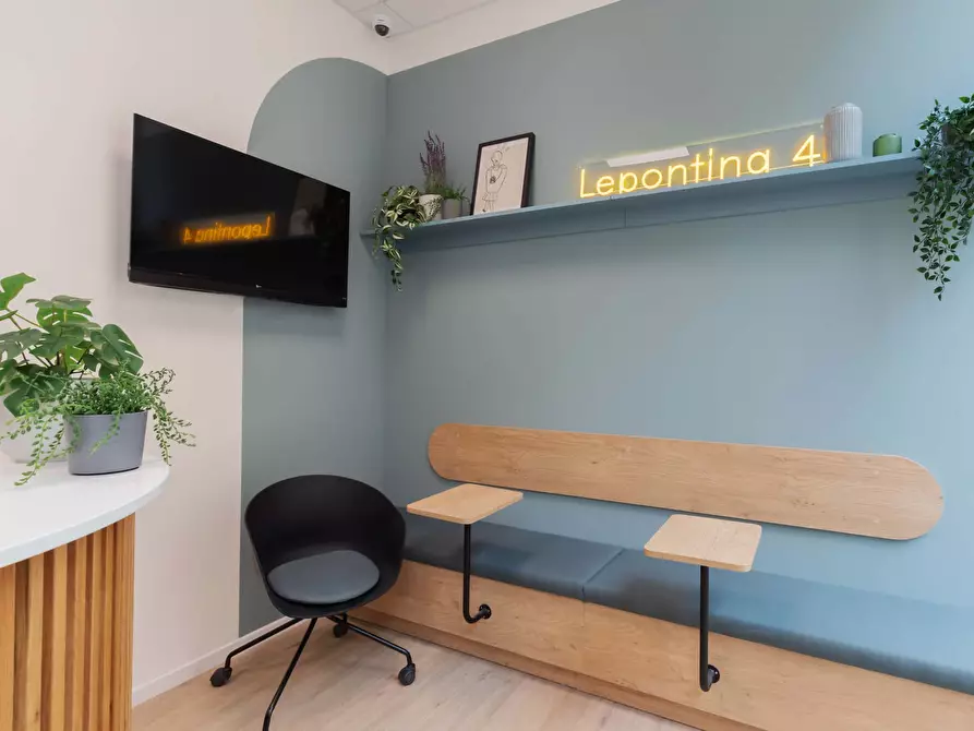 Immagine 15 di Camera in affitto  in Via Lepontina4 a Milano