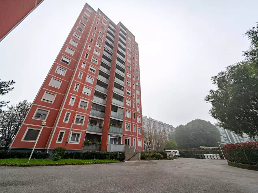 Immagine 25 di Camera in affitto  in Via Enrico Falck5 a Milano