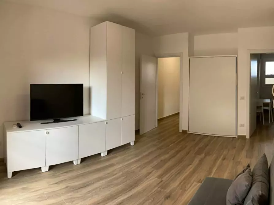 Immagine 1 di Appartamento in affitto  in Via Tommaso Grossi a Rho