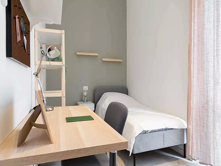 Immagine 3 di Camera in affitto  in Via Privata Parenzo6 a Milano