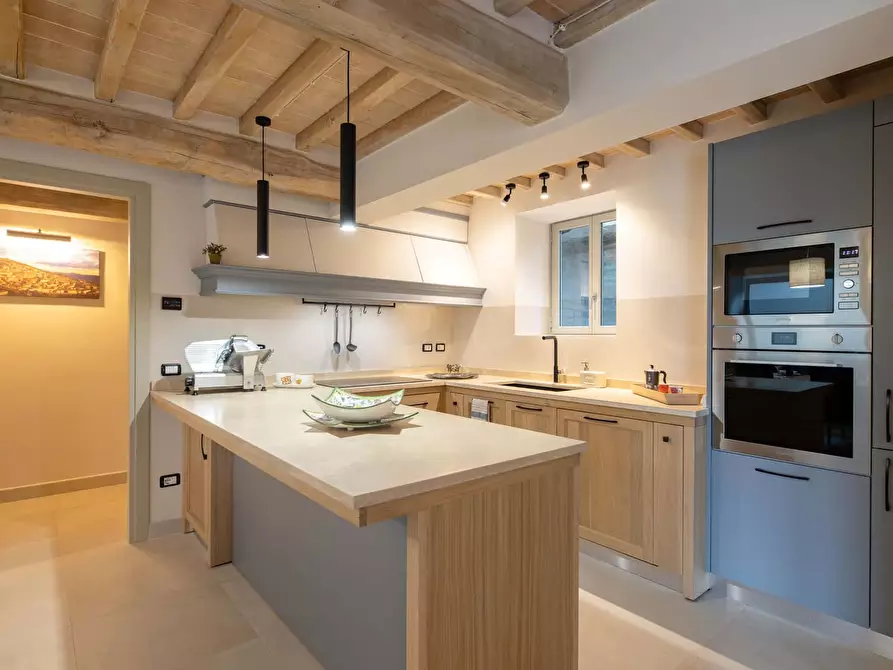 Immagine 19 di Appartamento in affitto  in Località Torreone95 a Cortona