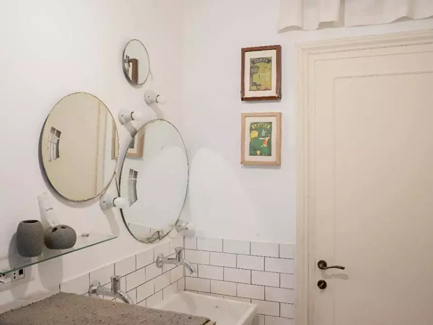 Immagine 12 di Appartamento in affitto  in Via dei Bruzi16 a Roma