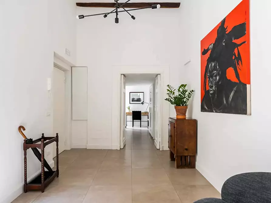 Immagine 3 di Appartamento in affitto  in Vico Lungo Teatro Nuovo67 a Napoli
