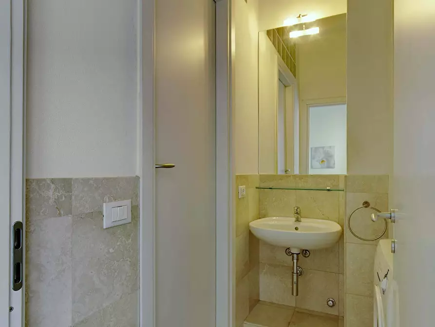 Immagine 5 di Appartamento in affitto  in Via Giovanni Battista Pergolesi31 a Milano