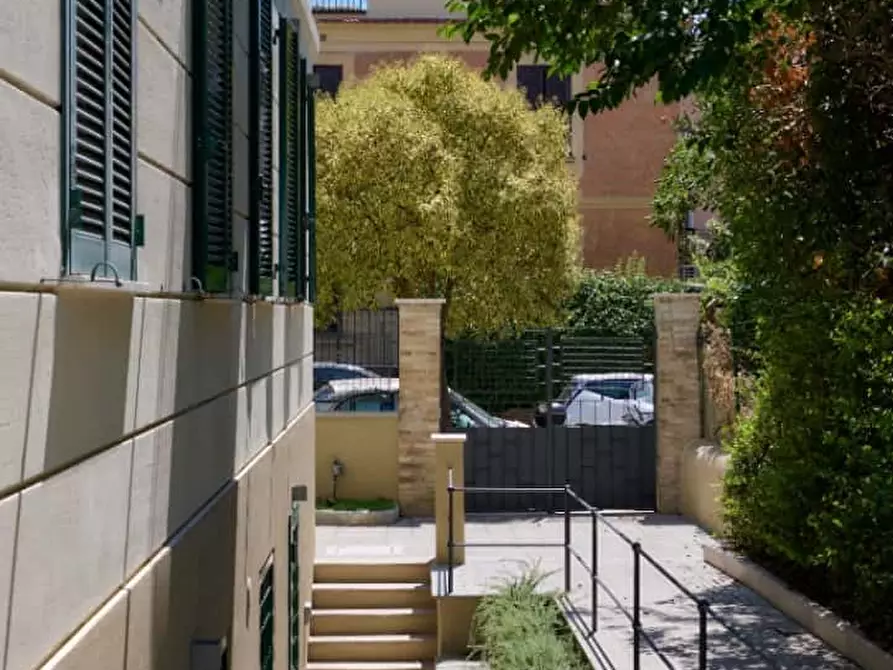 Immagine 16 di Appartamento in affitto  in Via Giulia di Gallese4 a Roma