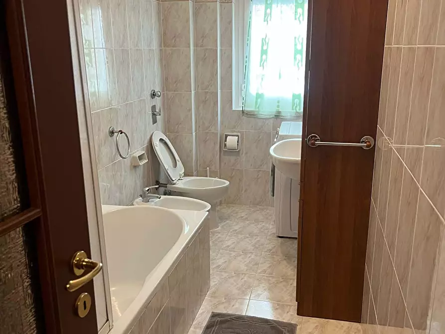 Immagine 12 di Camera in affitto  in Viale delle Rimembranze di Greco8 a Milano