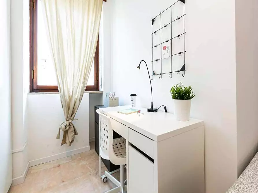 Immagine 4 di Camera in affitto  in Viale Beatrice D'Este4 a Milano