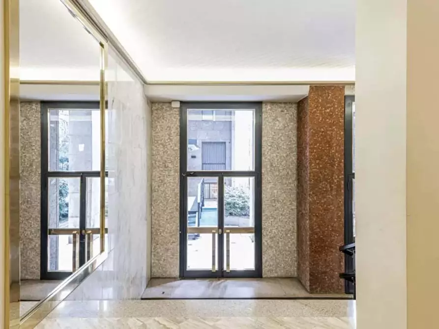 Immagine 27 di Appartamento in affitto  in Corso Magenta83 a Milano