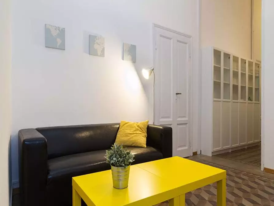 Immagine 25 di Camera in affitto  in Via Carlo Farini40 a Milano