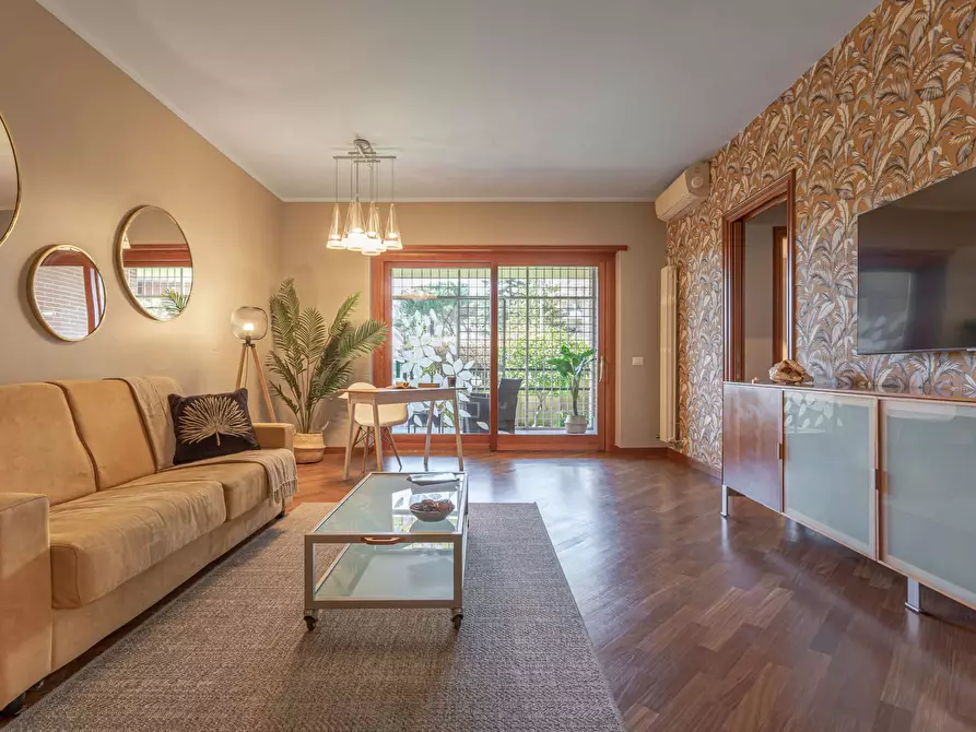 Immagine 46 di Appartamento in affitto  in Via Pietro de Francisci13 a Roma