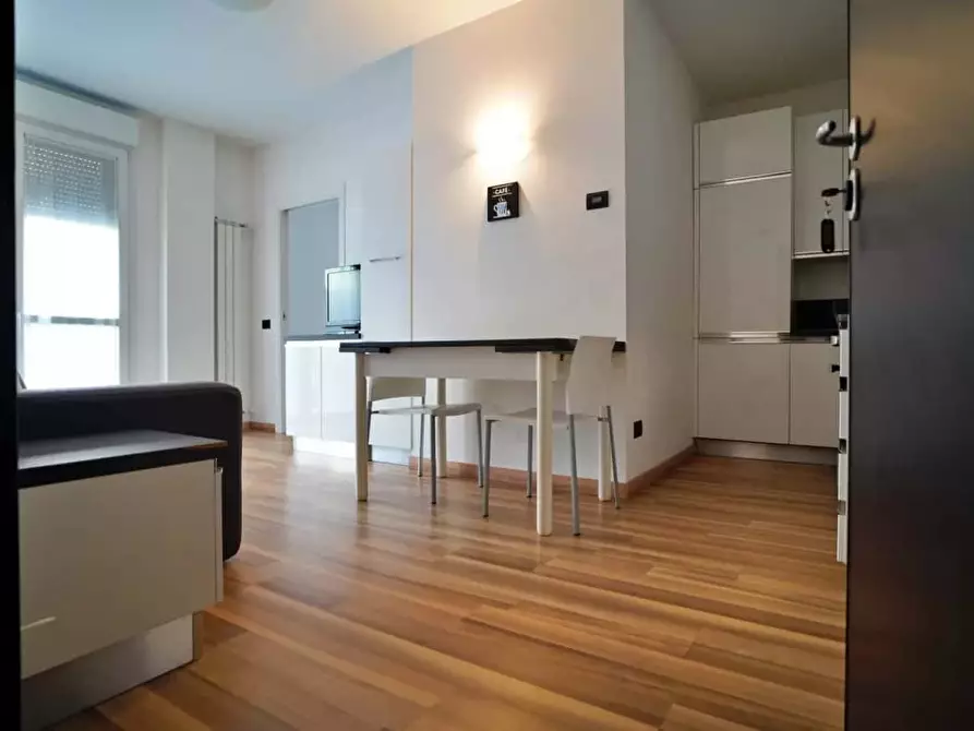 Immagine 21 di Appartamento in affitto  in Via Giuseppe Candiani a Milano
