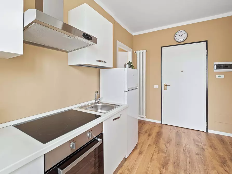 Immagine 3 di Camera in affitto  in Via Isaac Newton18b a Milano