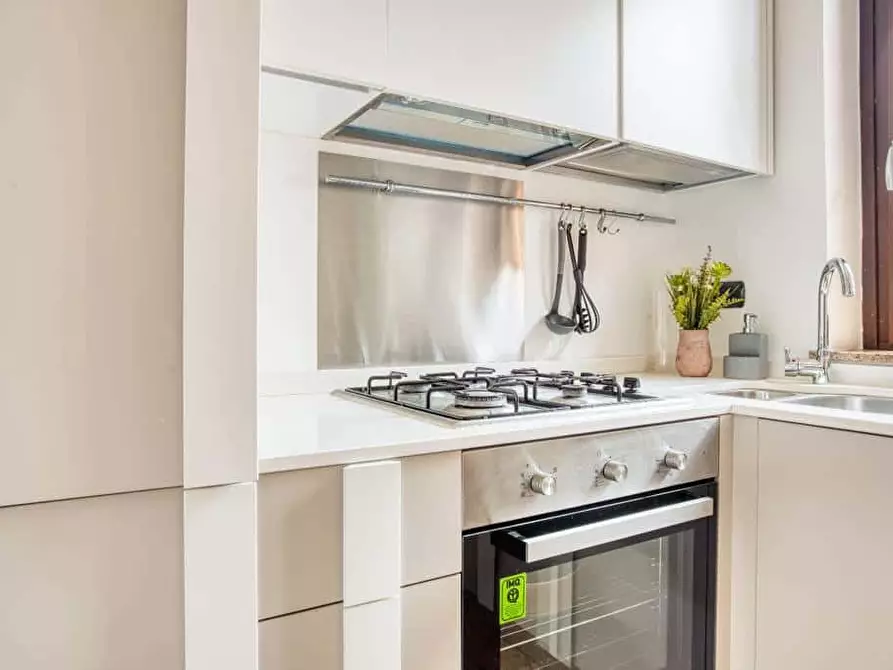 Immagine 7 di Appartamento in affitto  in Via Volvinio37 a Milano