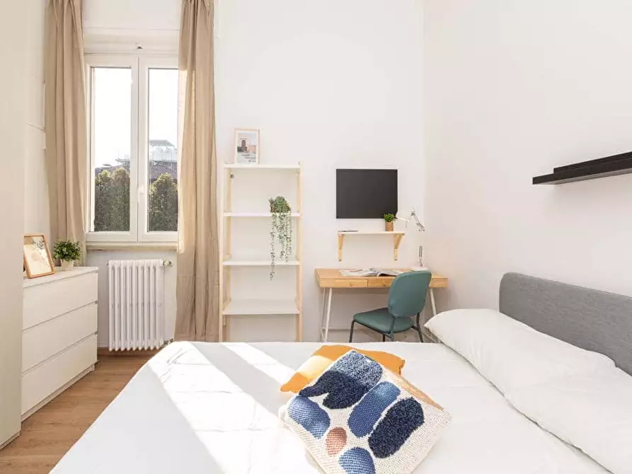 Immagine 6 di Camera in affitto  in Via Giuseppe Regaldi17 a Milano