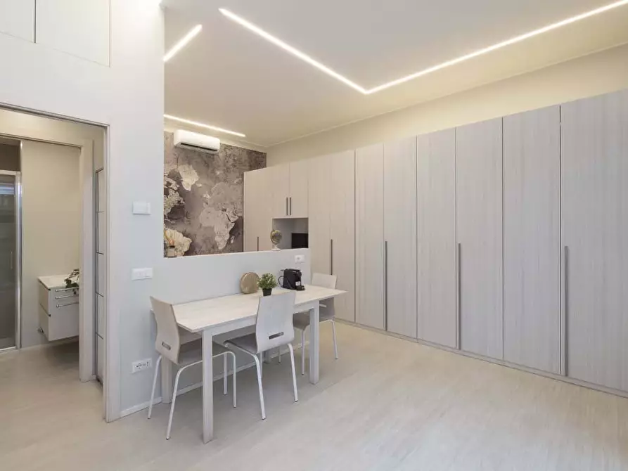 Immagine 12 di Appartamento in affitto  in Via Privata Paolo Dal Pozzo Toscanelli10 a Milano